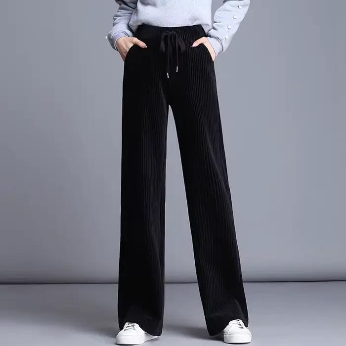 Pantalon large en velours côtelé fluide pour femme