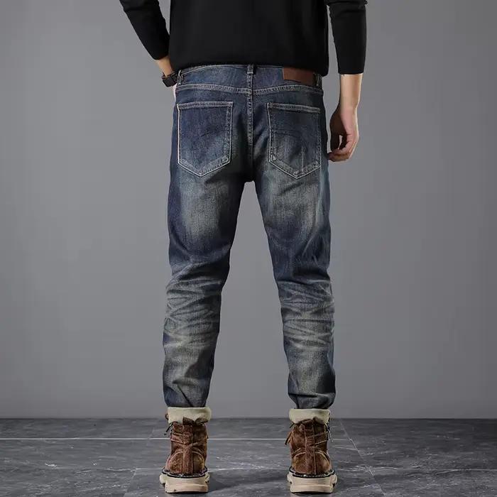 Jean en denim selvedge rouge 14 oz pour homme