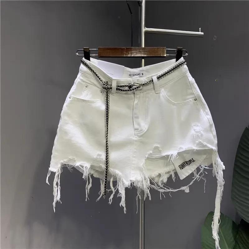 Nouvelle jupe courte en jean blanc coréen irrégulier 2026 pour femme, avec poches apparentes et déco