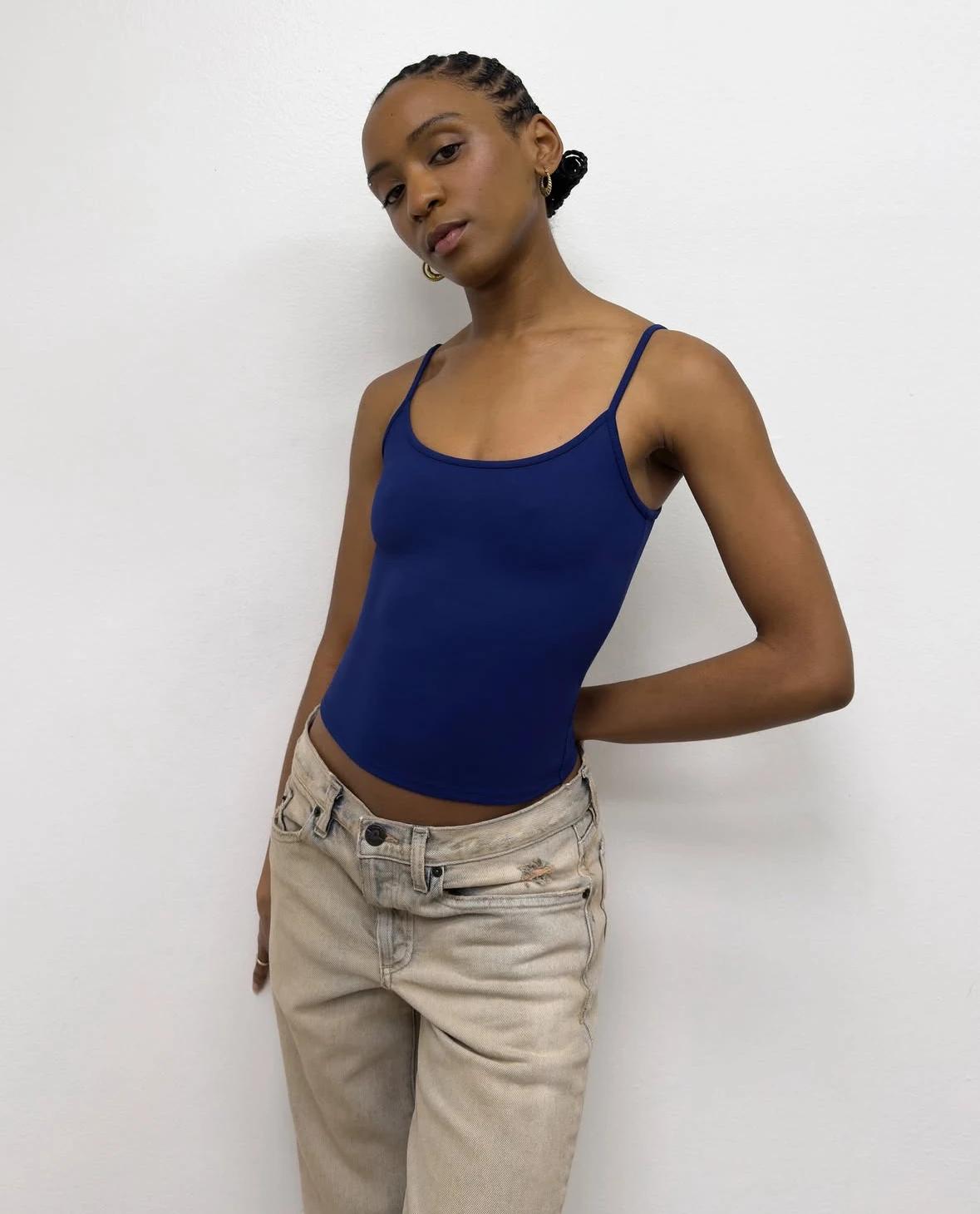 Débardeur moulant sexy bleu foncé pour femme, idéal pour le sport et les activités de plein air