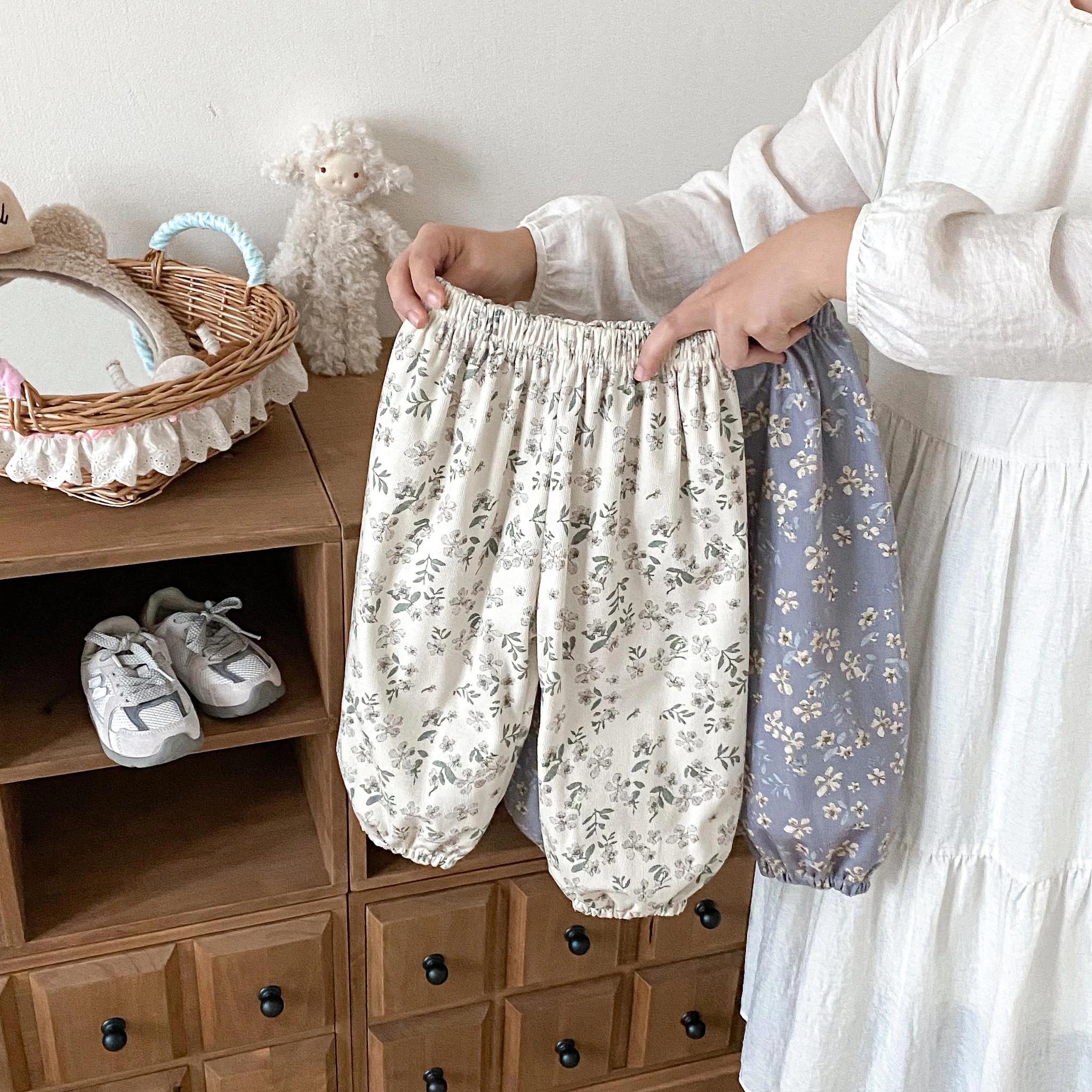 Pantalon floral pour filles 2026 – Nouveau design tendance, décontracté, simple et polyvalent, imprimé intégral, pour enfants (80-140 cm)